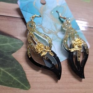 Golden rose earrings